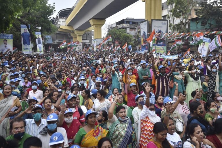 West Bengal Polls: EC Bans Rallies, Public Meetings from 7 Pm-10 Am Due to Rise in Covid Cases