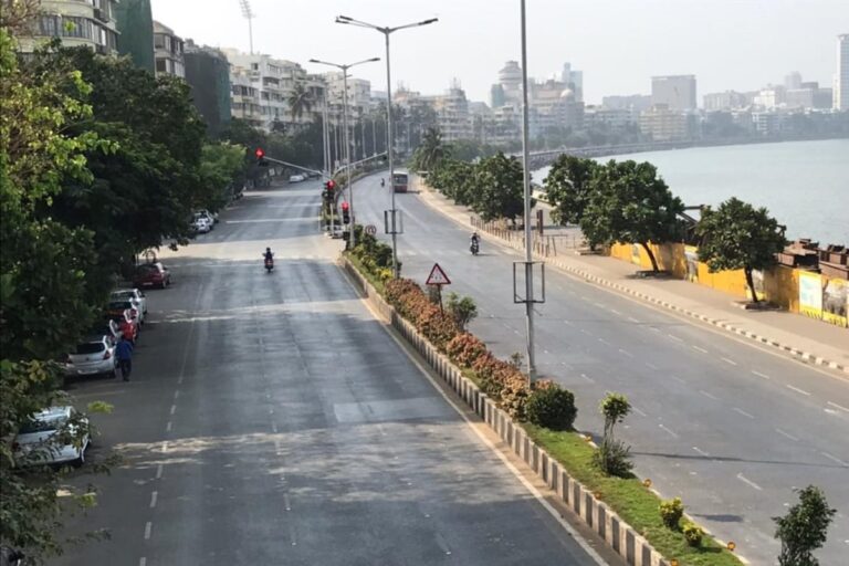 Maharashtra Lockdown Likely from Apr 15, CM Uddhav’s 8:30 pm Address Grows Curiosity: Explaining Mega Plan