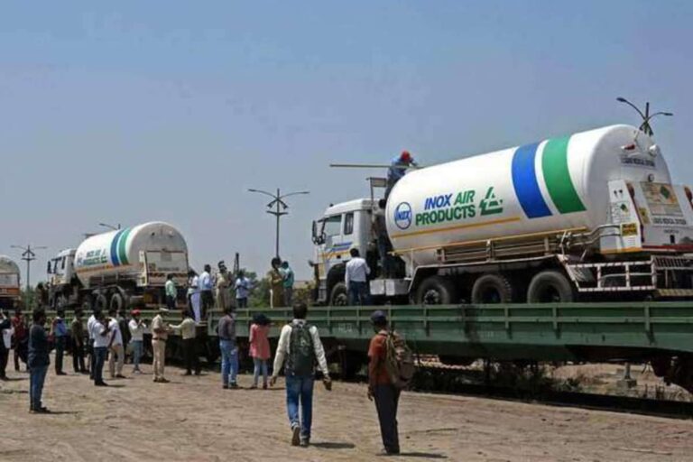 Maharashtra Gets Second Wind: First Oxygen Express Arrives in Nagpur, Offloads 3 Tankers