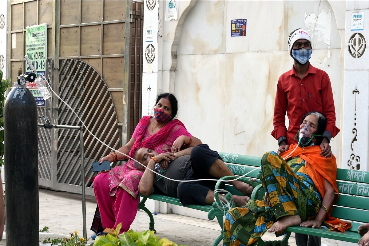 Yogi Asks Officials to Double Testing, Vaccination as UP Sees Record 38,000 Covid-19 Cases