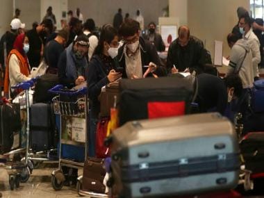 Delhi govt files cases against four airlines for not checking RT-PCR reports of passengers from Maharashtra