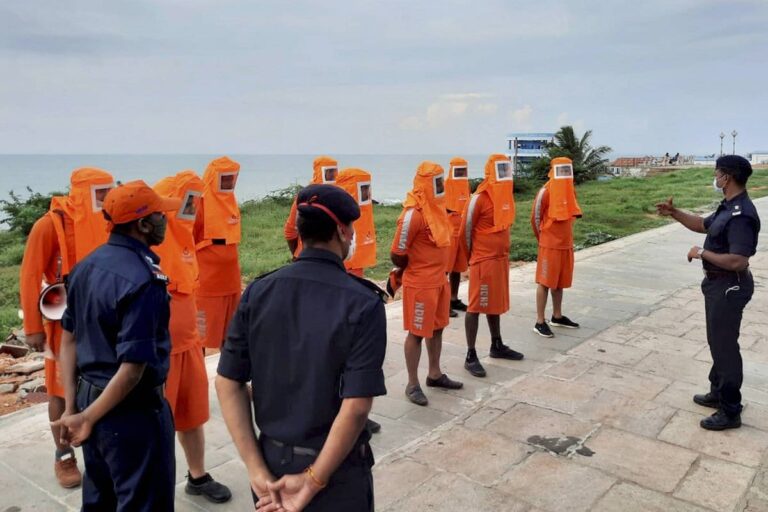 As Cyclone Tauktae Intensifies Into Cyclonic Storm, Indian Navy Assures Support to State Admins