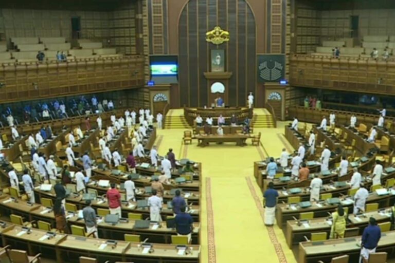 Newly-elected MLAs Sworn in as First Session of 15th Kerala Assembly Begins