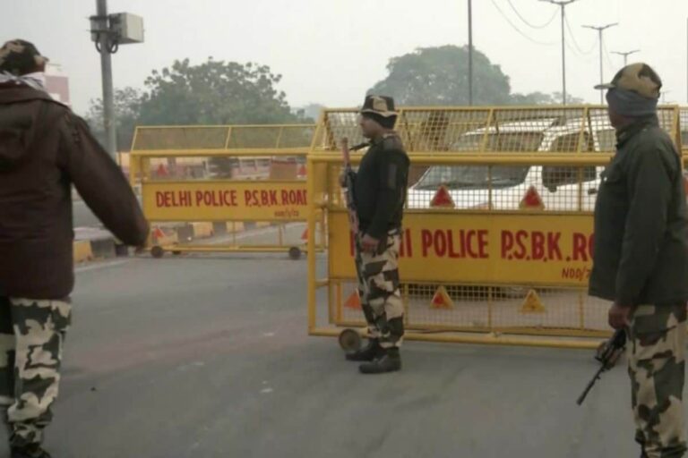 Farmers’ Stir: Ahead of ‘Black Day’ Protest, Delhi Police Warns Against Gatherings During Lockdown