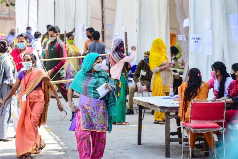 Stipend & Salaries: Women’s Support Groups Find Work for Those Who Lost Breadwinners to Covid