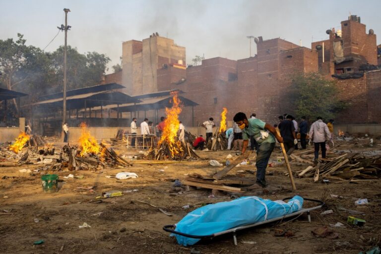 Final Rites of Covid Victims to Be Performed Free of Cost, Says Karnataka Minister