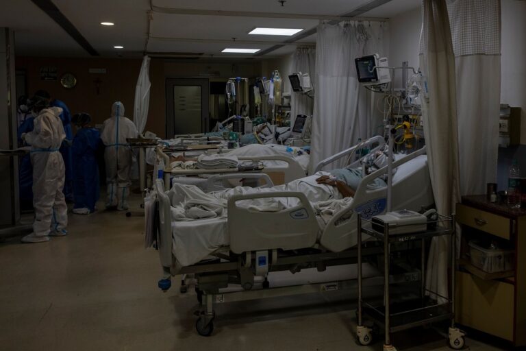 Delhi Records 311 Deaths, Over 20,000 Fresh Covid-19 Cases; Positivity Rate Below 30% for 4th Day