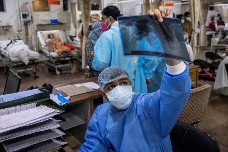 Reduced Steroid Doses, Blood Sugar Monitoring: MP Issues Guidelines for Black Fungus Cases