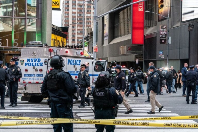 Man Accused of Shooting, Injuring 3 in Times Square Charged