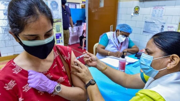 ‘Booster Dose Effective Even after Six Months’: Experts on Covishield Vaccine Dose Gap