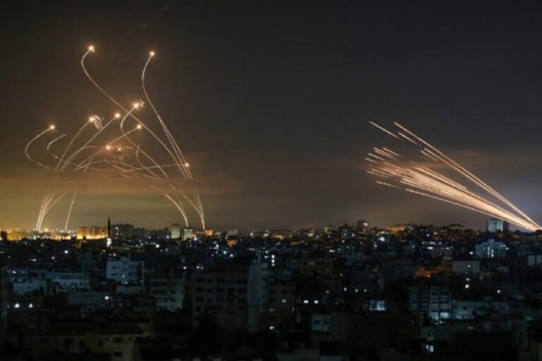 News18 Daybreak | Ending 11 Days of War, Hamas & Israel Begin Truce; States Declare Black Fungus as Epidemic Amid Rising Cases, Deaths