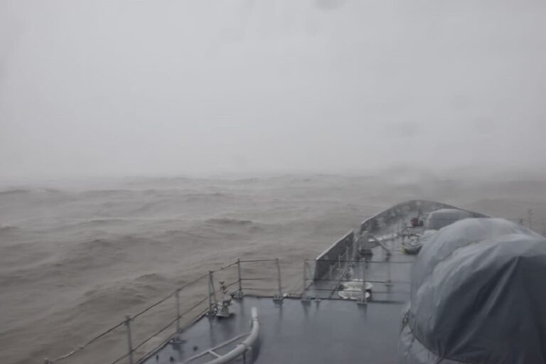 Captain of Tugboat That Sank Off in Cyclone Tauktae Found Dead in Valsad, 6 Other Bodies Found