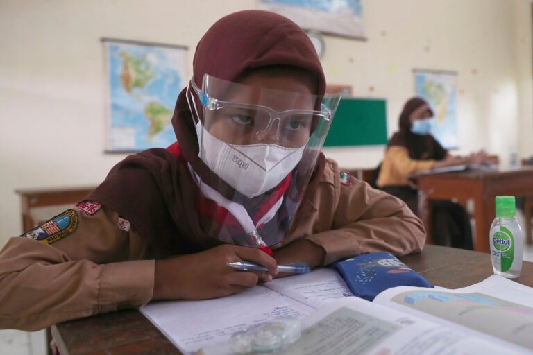 Vaccinate Students Appearing for Class 12 Exams, Punjab Minister Appeals HRD Ministry