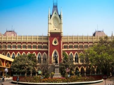 Narada case: Calcutta HC orders house arrest of four TMC leaders, forms larger bench to hear CBI’s plea
