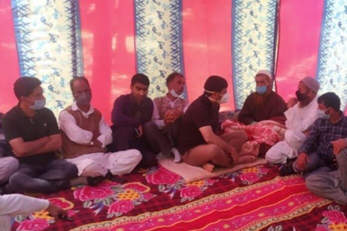 Father’s Salary Stopped for More Than 2 Years, J&K Youth Dies by Suicide Over Family’s Abject Conditions