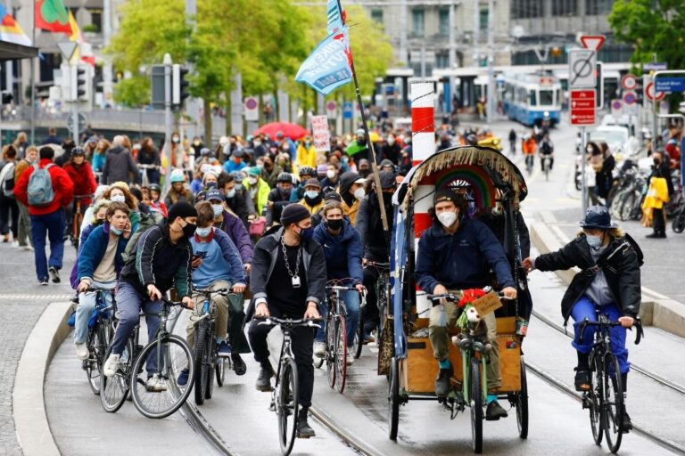 Vice President of India Promotes Cycling Culture on World Bicycle Day