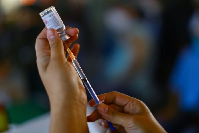 Anti-inflammatory Drugs May Cause Weaker Immune Response to Covid-19 Vaccine: Study