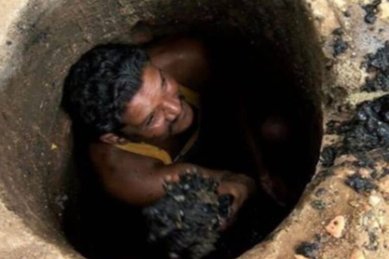 Three Sanitation Workers Die of Asphyxiation in Karnataka