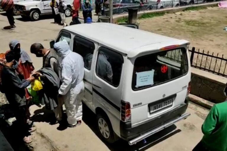 J&K Shopkeeper Converts His Car Into Ambulance to Help Covid-19 Patients