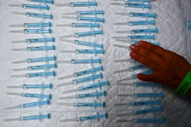 Coronavirus News LIVE Update: US CDC Urges Teens To Get Jabs as Hospitalisations Surge