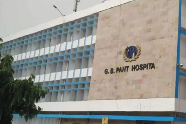 Delhi Hospital Official Apologises to Staff Over Controversial ‘No Malayalam’ Circular