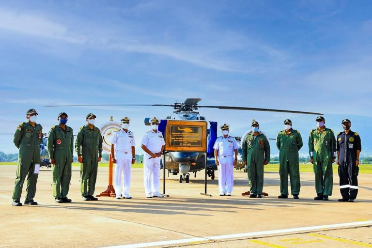 Navy Inducts Three Indigenously Built Advanced Light Helicopters in Boost to Atma Nirbhar Campaign