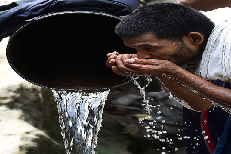 Mercury Breaches 44 Deg C Mark in Parts of Delhi, Moderate to Heavy Rain Likely on Weekend