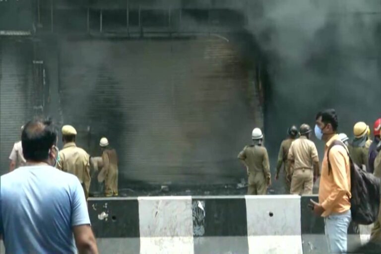 Major Fire Breaks Out at Delhi’s Lajpat Nagar Market