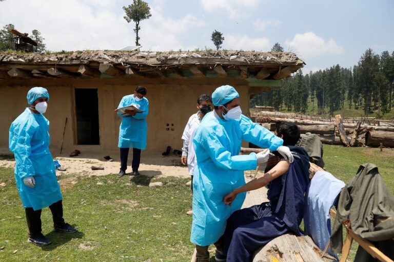 Weekend Covid Curfew Lifted from Eight Districts in J-K