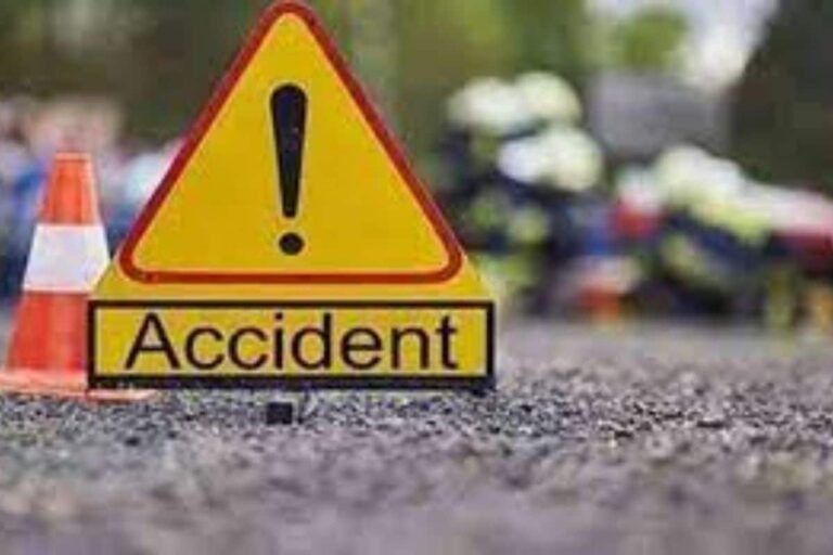 At Least 36 Injured After Double-decker Bus Overturns in UP’s Yamuna Expressway