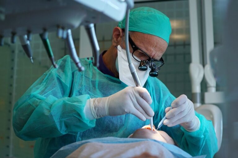 Decoding Long Covid: A Dentist Explains Why Recovered Patients Must Take Care of Their Teeth and Gums