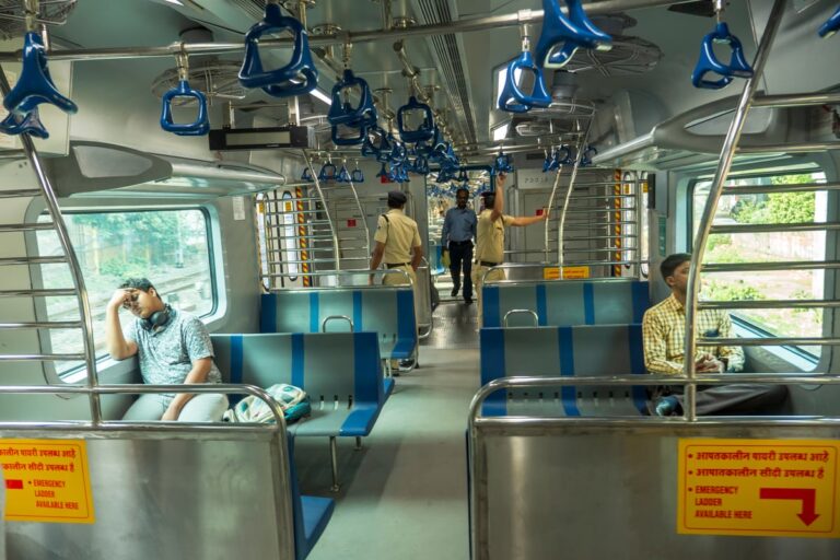 Central Railway Starts Online Survey to Seek Passengers Feedback on Mumbai AC Local Trains