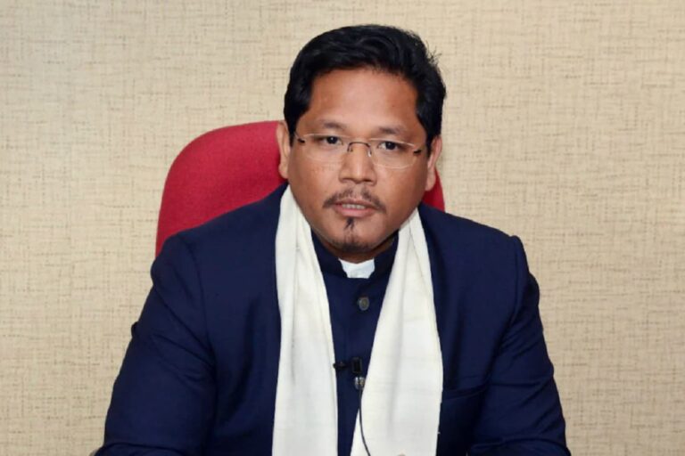 Meghalaya Cops Throw Vegetables of Vendor, Apologise After CM Prod