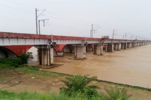 Dams Release Water, Flood Fear Rise In South Bengal Districts