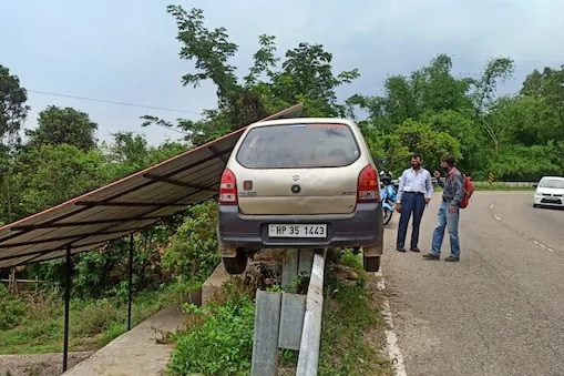 Speeding Car Stuck On Crash Barrier In Mandi’s Sarkaghat, Photo Goes Viral