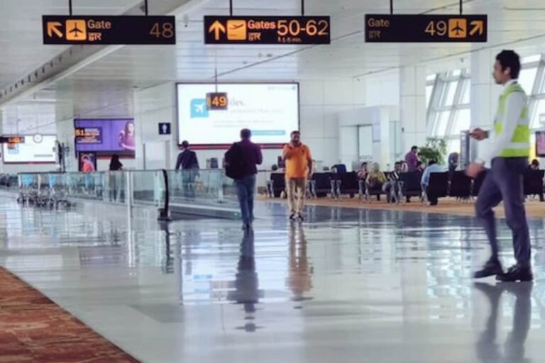 Second Wave of Covid Hit India’s Tourism With Fewer Foreign Tourist Arrivals Up To May 2021