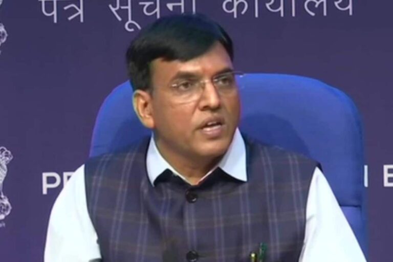 Due to ‘Vaccine for All, Free Vaccine’ Campaign, in 24 Days Coverage Touched 30-40 Cr: Mandaviya