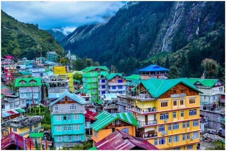 Sikkim Eases Covid-19 Restrictions for Vaccinated People to Woo Tourists