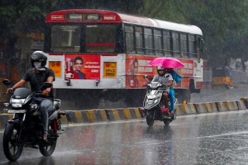 Delhi Likely To Receive Rain Today; Punjab Haryana To Face Heat Waves: IMD