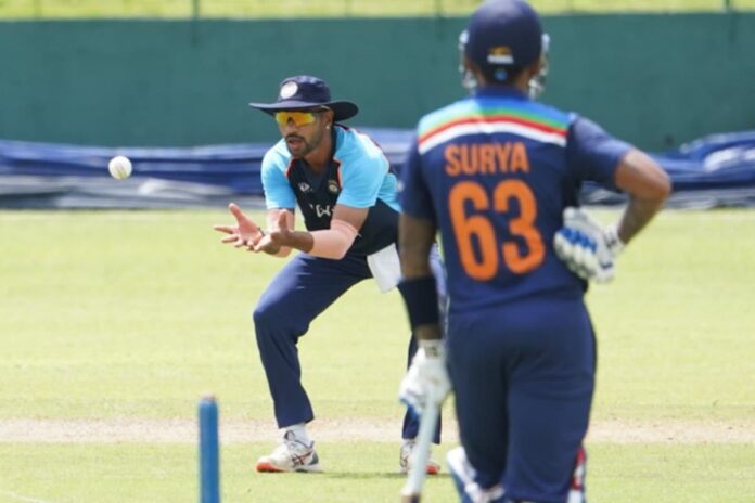 IND vs SL: Pressure On Shikhar Dhawan-led 'Pick of the IPL' With WC Spots Up for Grabs