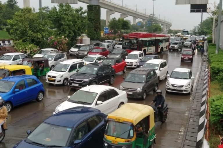 IMD Says Delhi Will Receive Light to Moderate Showers Tonight; Max Temp at 38.8 Deg C