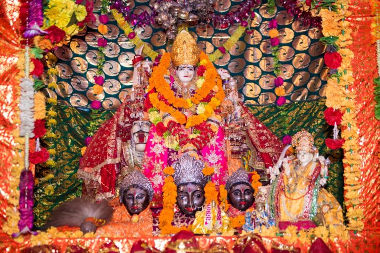 Durga Ashtami 2021: Plan Your Trip to Vaishno Devi with Indian Railways Tour Package; Check Details