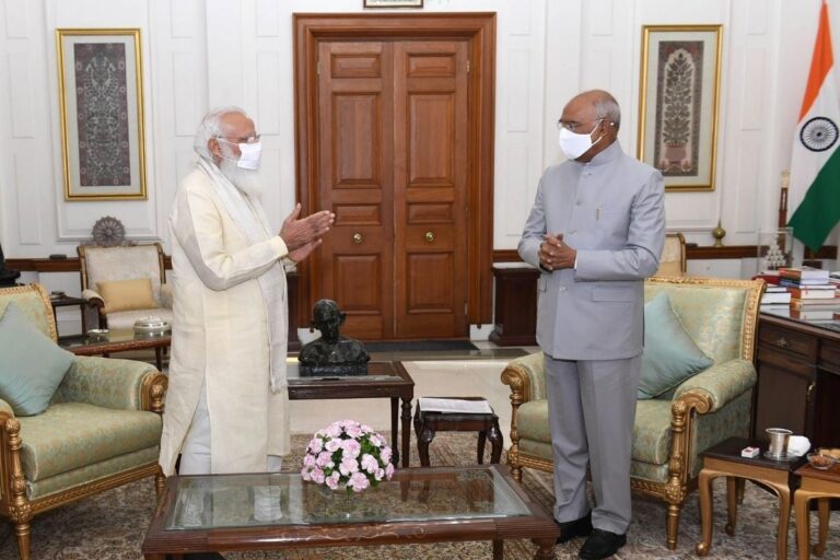 PM Modi Meets Prez Kovind, Briefs Him on Important Issues Ahead of Parliament Session