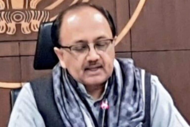 Priyanka Gandhi in UP for Tourism, Not for Public Service, Sidharth Nath Singh Says