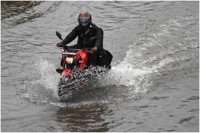Heavy Rains Disrupt Traffic on Konkan Railway