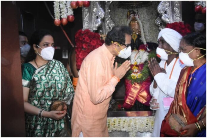 Ashadhi Ekadashi 2021: PM Modi Greets People; Maharashtra CM Performs ‘Maha Puja’ at Pandharpur Temple