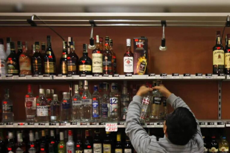 MP: 3 Dead After Drinking Suspected Spurious Liquor; Excise Official Suspended