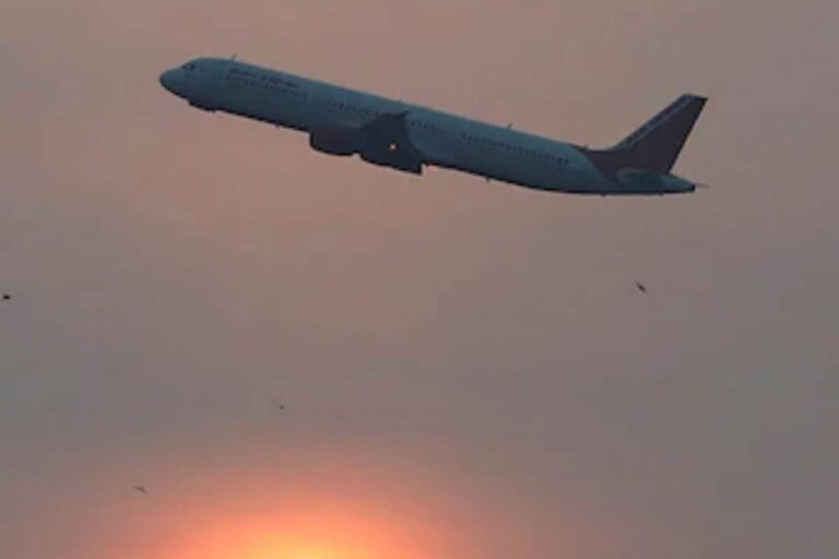 Put ATF Under GST: Civil Aviation Ministry Asks MoF, Parliamentary Committee Wants GST Council to Resolve Issue
