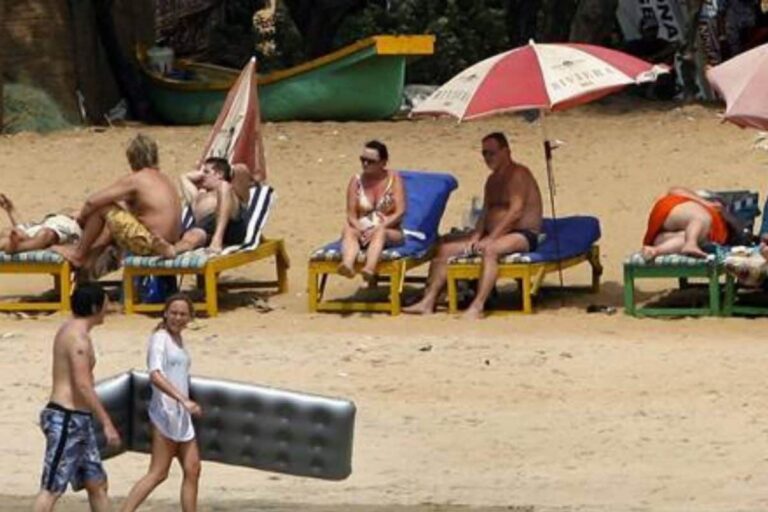 28 Percent Indians Plan to Travel in Aug-Sept; Risk of Third COVID-19 Wave Set to Rise: Report