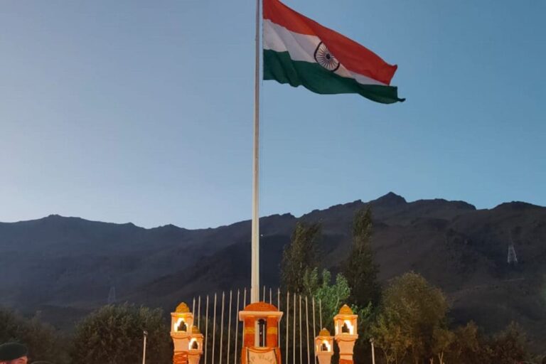 Kargil Vijay Diwas Eve: Lamps Lit at Memorial, Epic Battles Recalled as Military Personnel, Families Converge in Drass